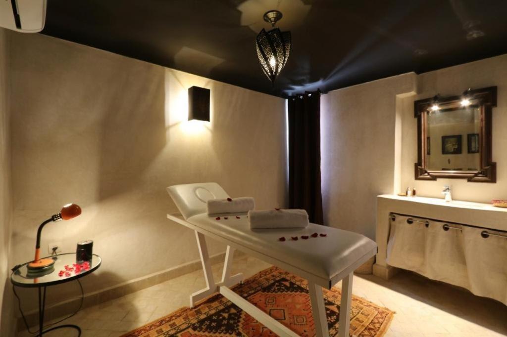 Riad 103 Medina Pool And Hammam 마라케시 외부 사진