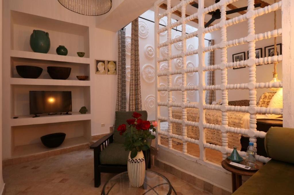 Riad 103 Medina Pool And Hammam 마라케시 외부 사진