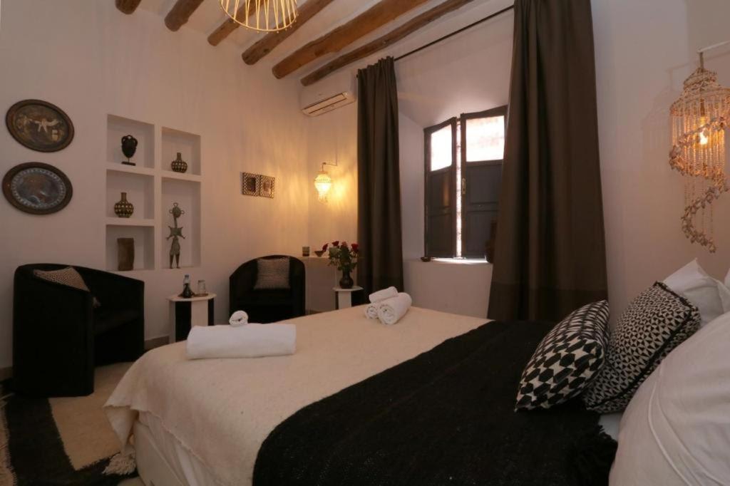Riad 103 Medina Pool And Hammam 마라케시 외부 사진